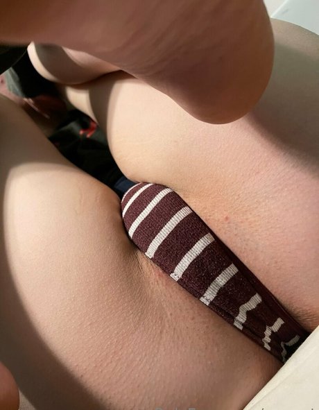 avanet xxx actress photos