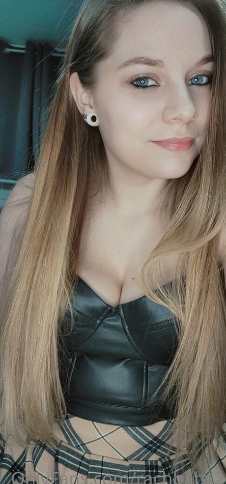 rachbaby2 sexy actress pictures