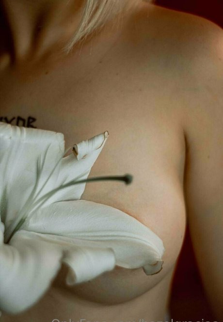 hazelgraciaa pornstar high quality photos