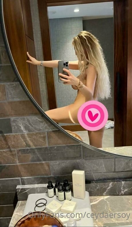 Ceyda Ersoy model sexy img