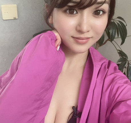 Minami 3s perfect actress photos