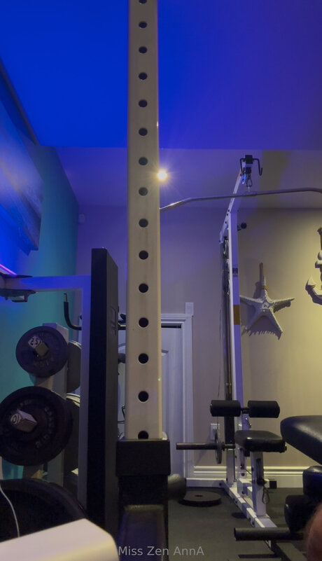 Misszenanna model hd pic