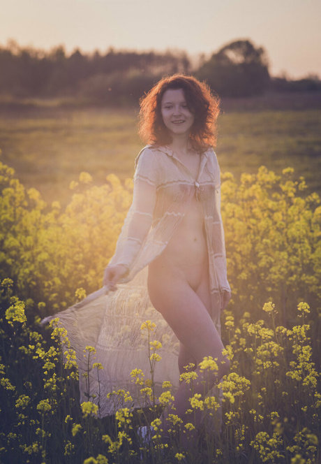 jinadaisy model hd image