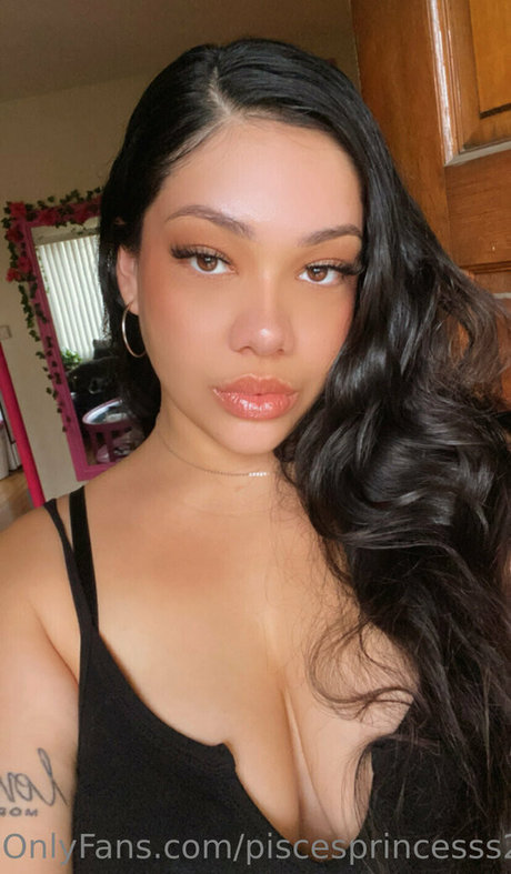 piscesprincesss22 nudes actress pics