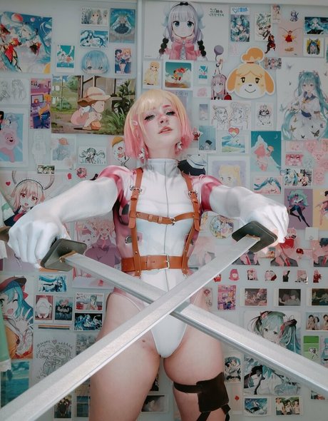 Lolllipollly hot model img