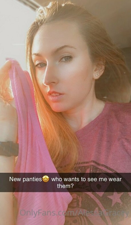 18 teen onlyfans erotic pics