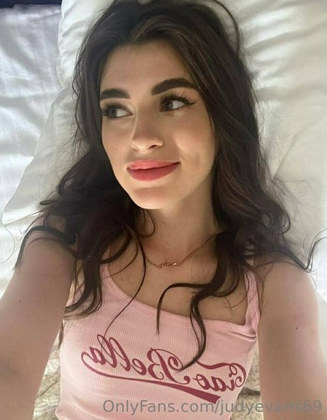 chubby latina teen onlyfans free photo