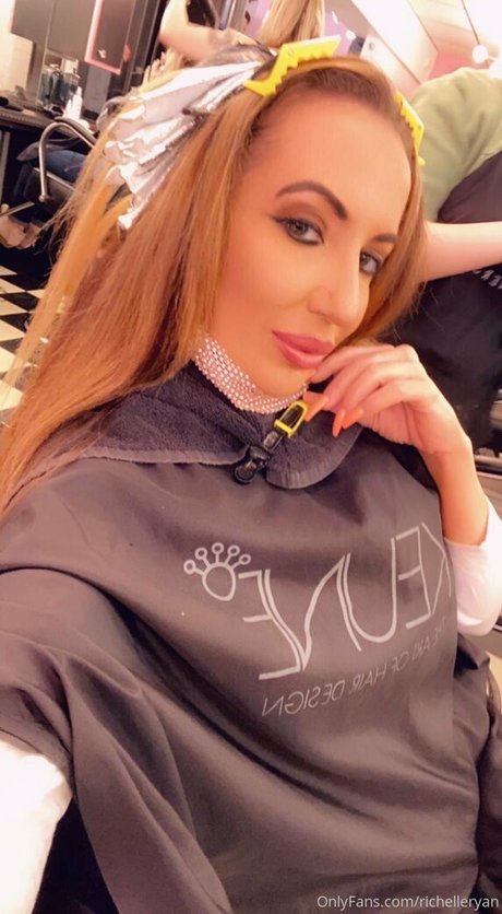 richelleryan free actress pic