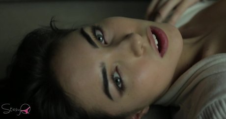 Lera Faraonova erotic actress photos