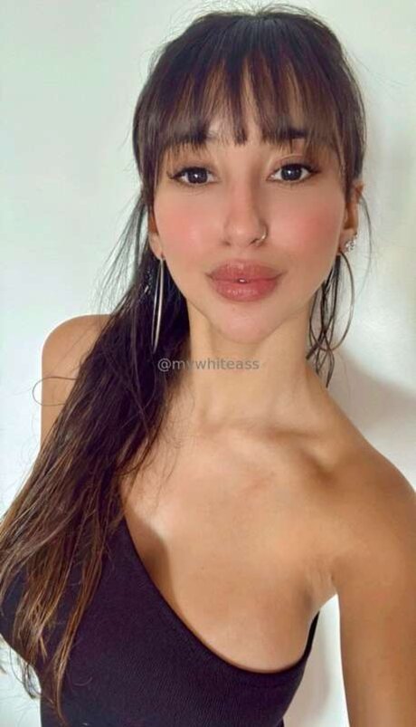 Yourwhiteass model beautiful gallery