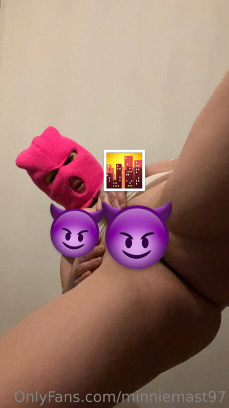 Minniemast97 nudes pornstar image