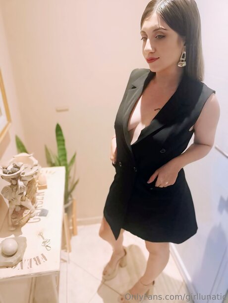 Girllunatic beautiful pornstar img