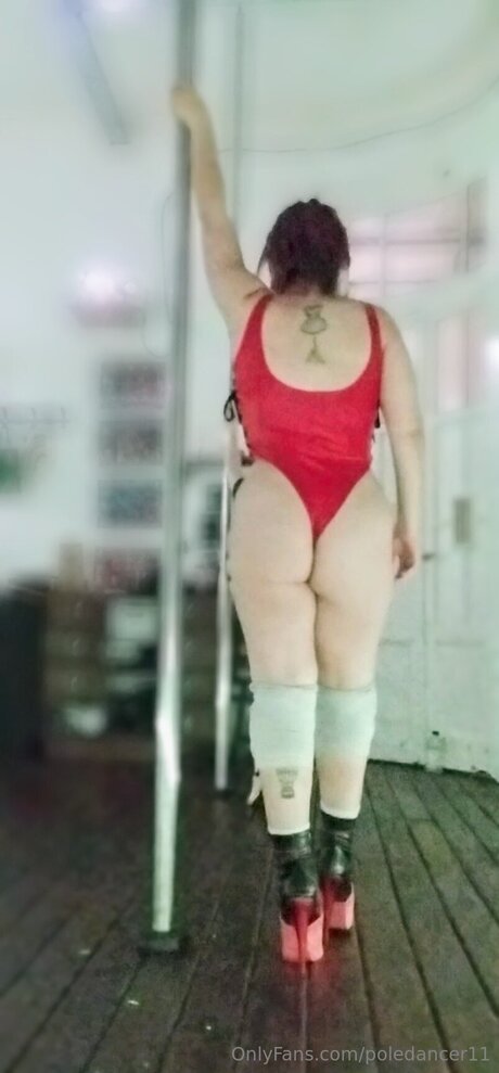 Poledancer11 sex star img