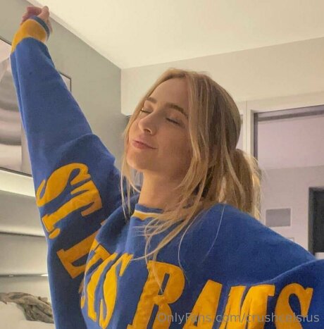 Crushcelsius naked model gallery