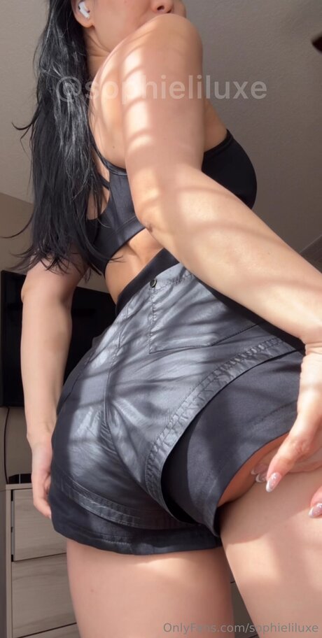 Sophieliluxe art pornstar pic