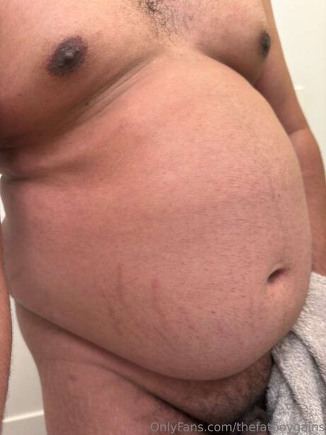 Thefatboygains nude model img