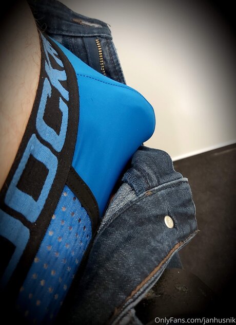 Janhusnik sexy star images