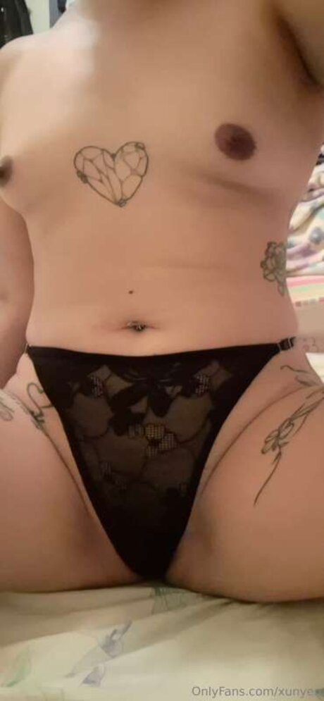 Xunyen sex pornstar img