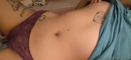 Xunyen erotic star image