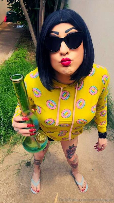 lesbian kissing onlyfans hd pictures