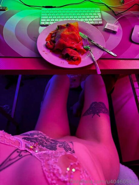 U404605612 beautiful pornstar pics