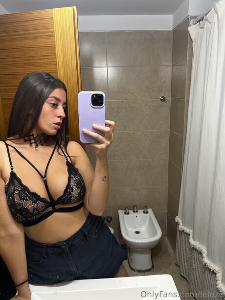 Leluzd star adult archive