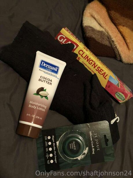 Count Cockula beautiful actress pic