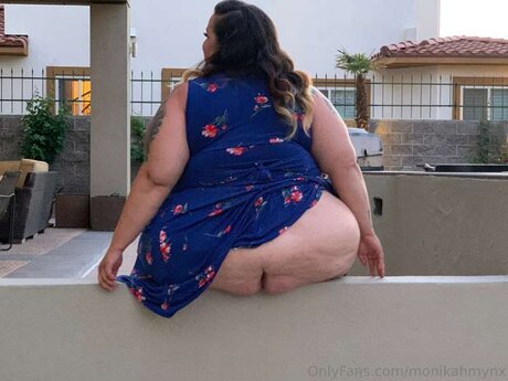 Monikamynx69 pornstar nude pictures