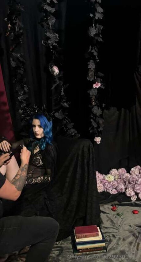 U292301927 sexy pornstar pics