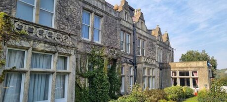 U292301927 model free pictures