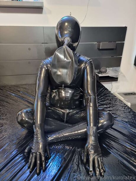 muscle trans onlyfans naked pic