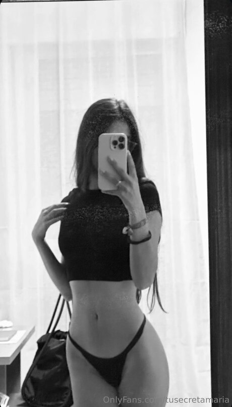 Tusecretamaria high quality model pic