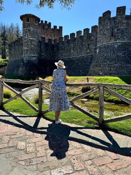 Darli nude actress photo