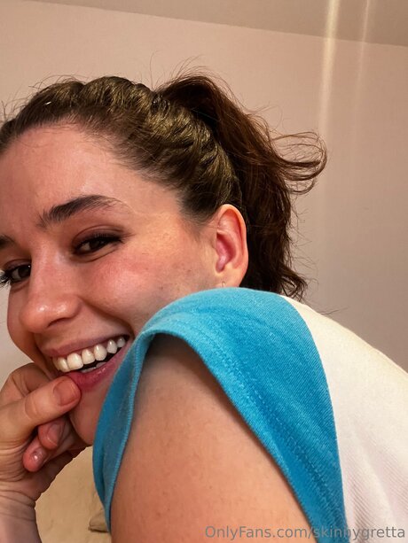 Skinnygretta art star image