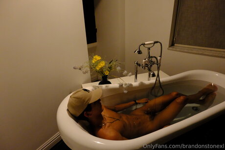 Brandonstonexl star nudes images