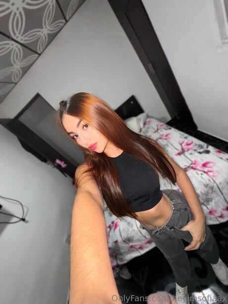 Heyimsofiaax sex pornstar pic