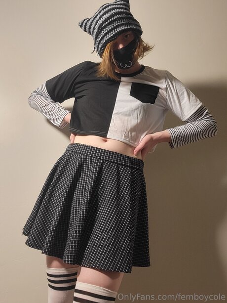 Femboycole star erotic pic