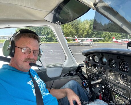 U297194549 star xxx photo