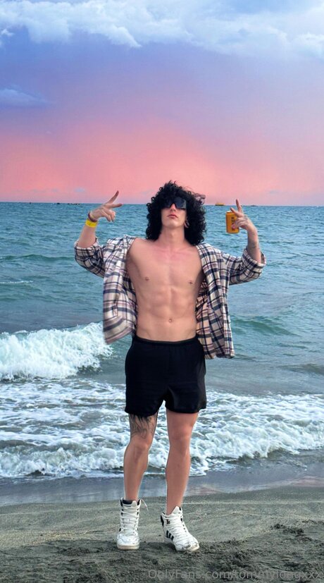 Tommylongxxx model nudes archive