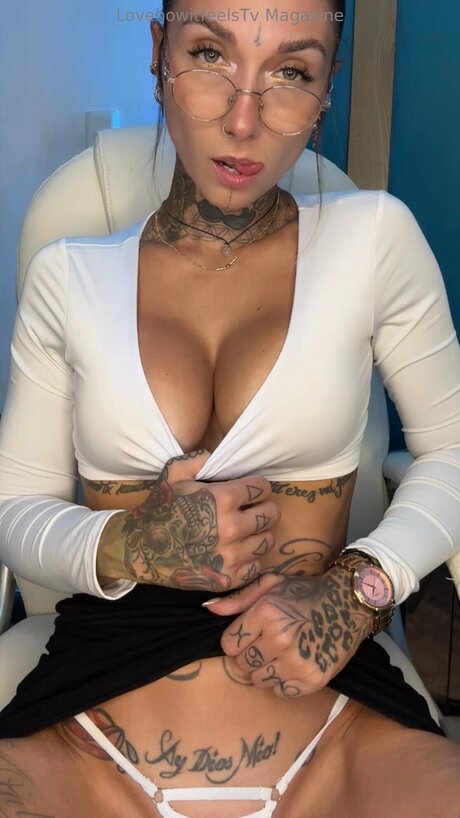 Sarahschmidtfree star hd pics