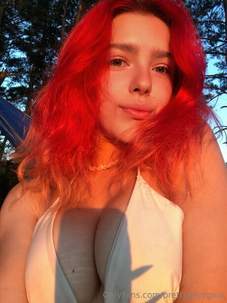 Prettygeorgina sexy model gallery