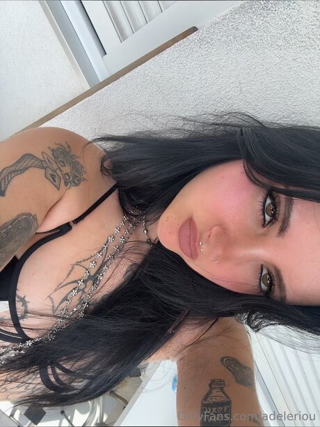 Adeleriou pornstar pic