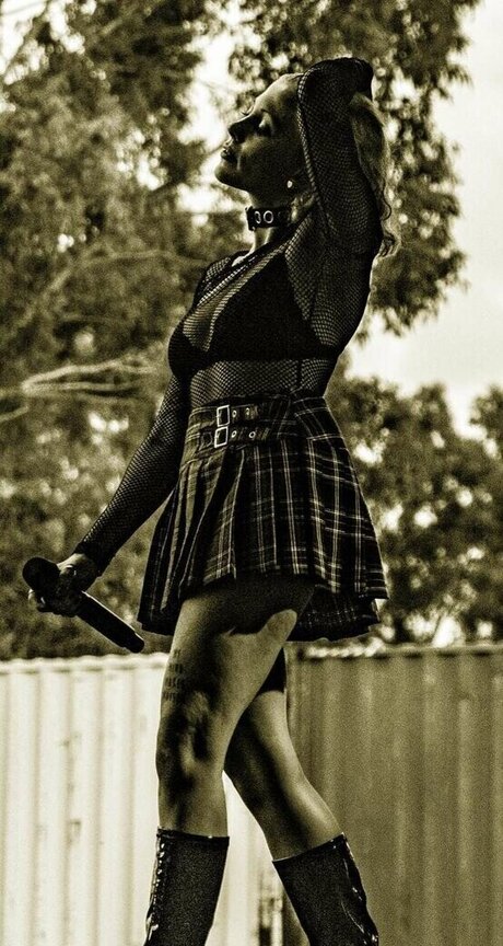 Heather Baron Gracie sexy actress img