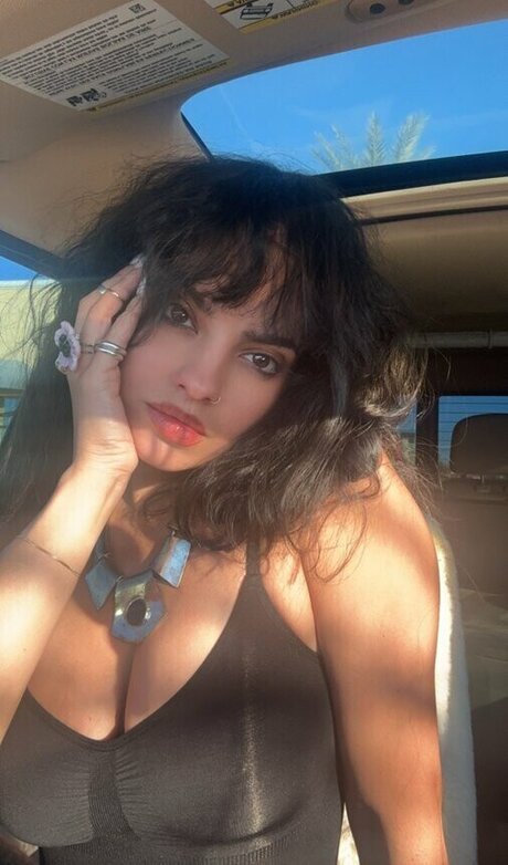 Nina Drama perfect star image