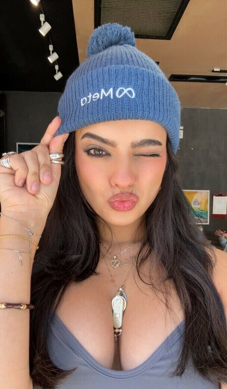 Nina Drama erotic actress photos