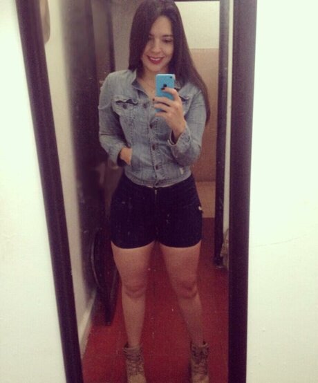 busty ebony onlyfans hot naked picture