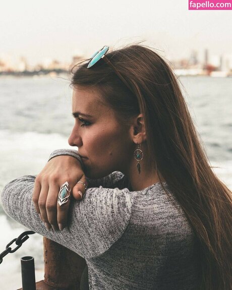 swimming pool onlyfans hot gallery