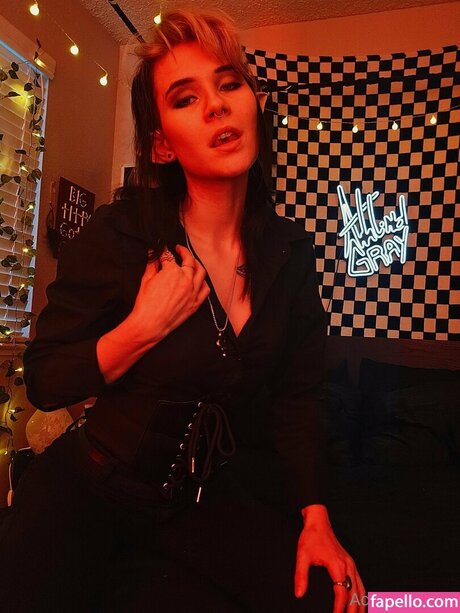 Adalind Gray best model img