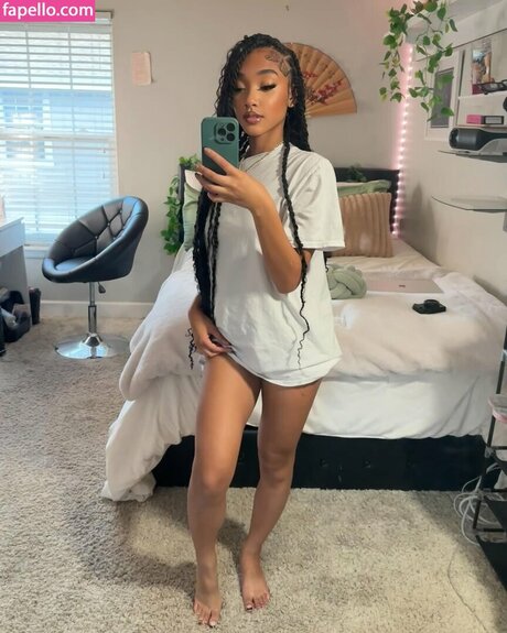 Chibichaz pornstar exclusive picture