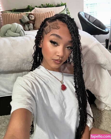 Chibichaz pornstar hd photos